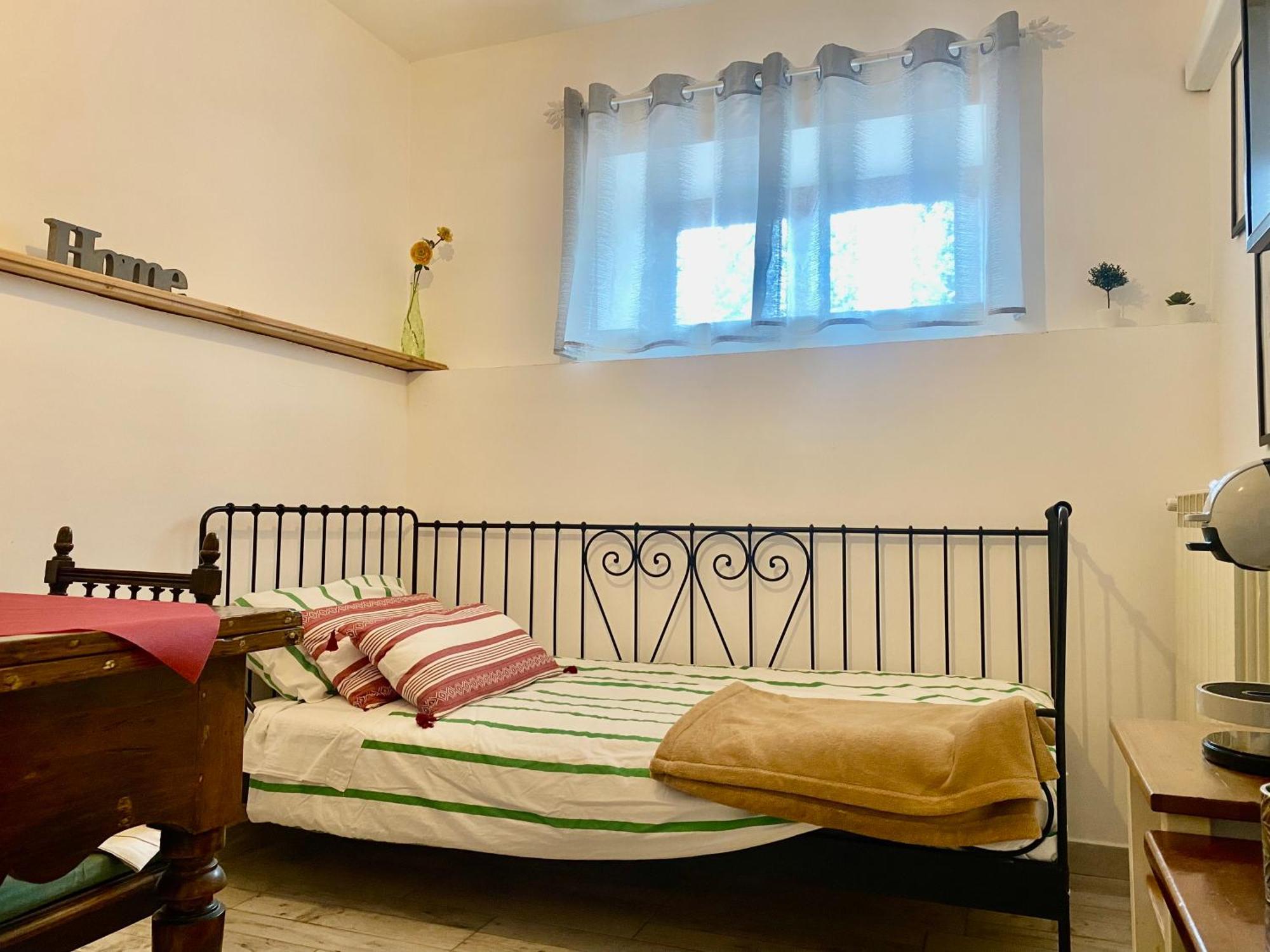Tabor 2 Garden & Parking Apartment เนเปิลส์ ภายนอก รูปภาพ